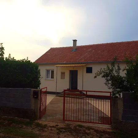 Kuca Za Odmor Mile Drniš