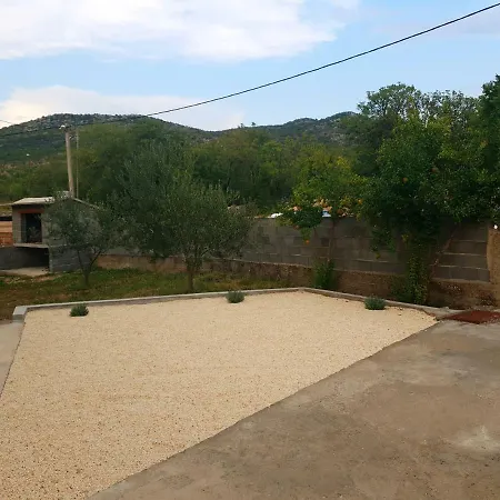 Kuca Za Odmor Mile Holiday home