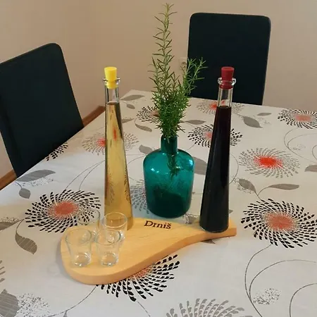 Kuca Za Odmor Mile * Drniš